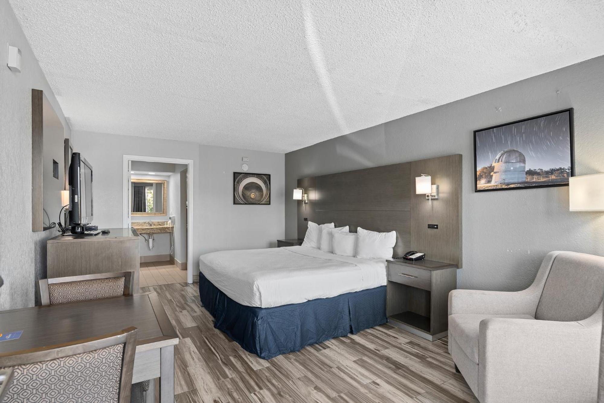 Hotel Baymont By Wyndham Orlando East à Alafaya Extérieur photo