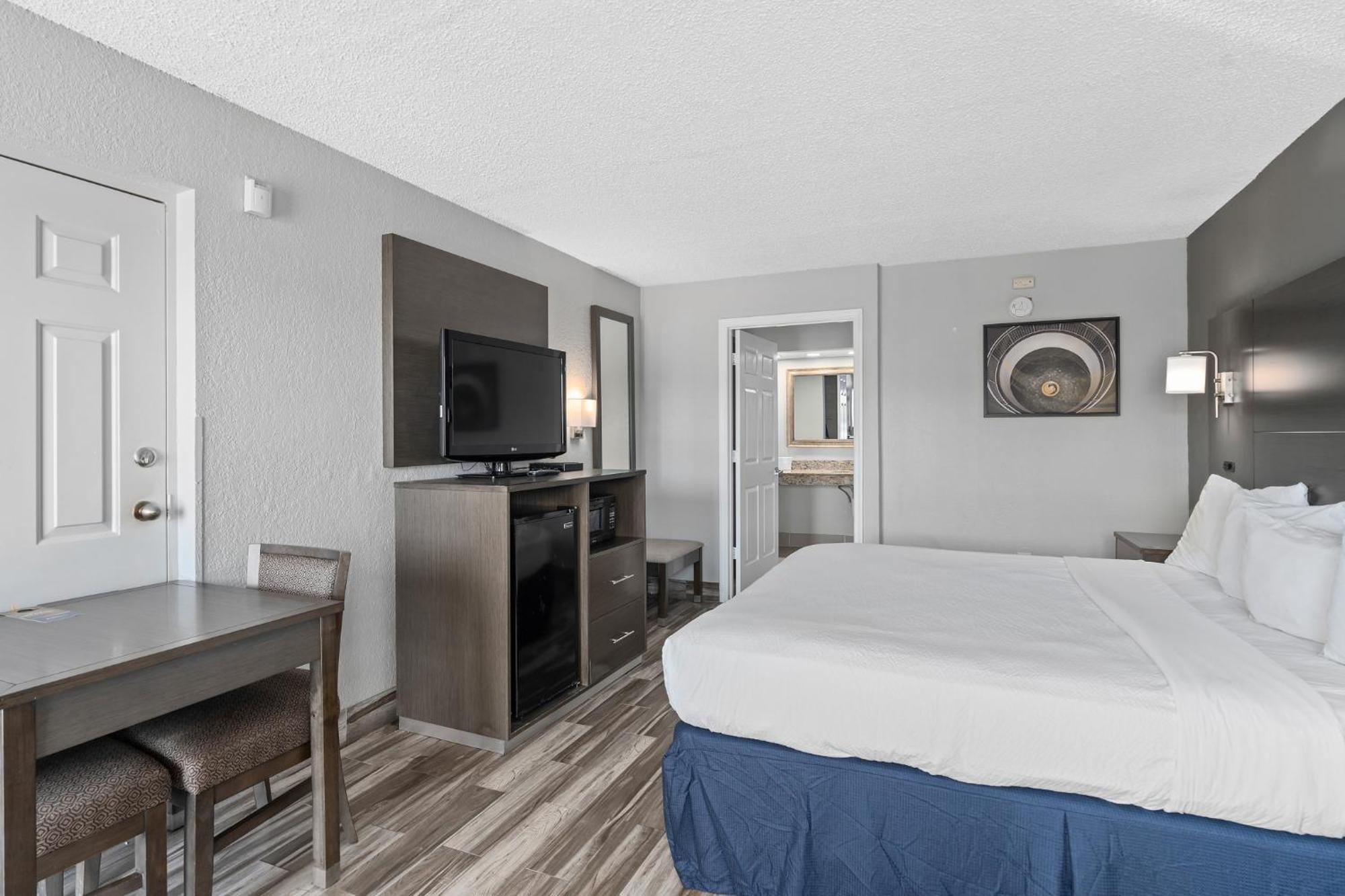 Hotel Baymont By Wyndham Orlando East à Alafaya Extérieur photo
